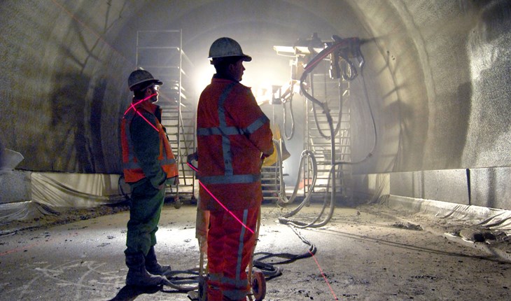 reinforced sprayed concrete in tunneling.JPG