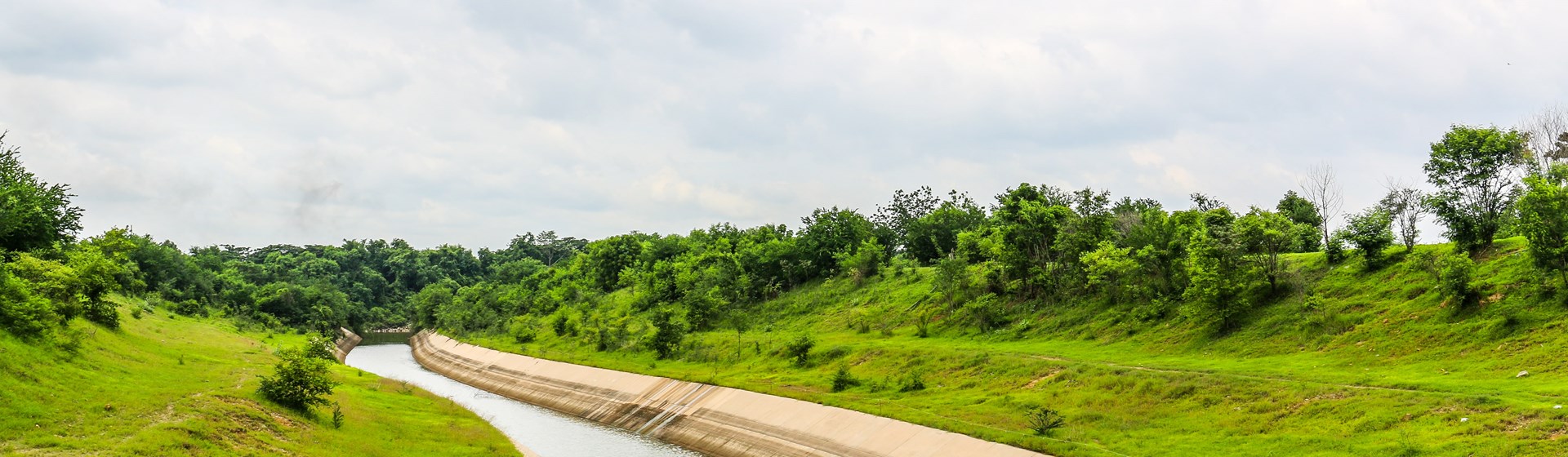 concrete reinforcement - example spillway.jpg